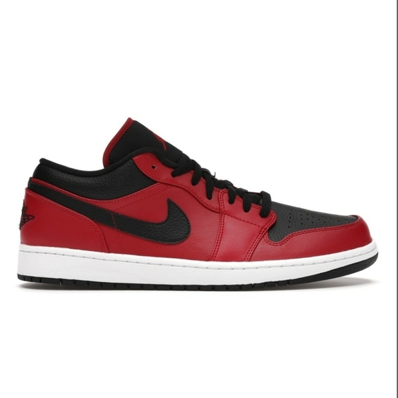 Jordan 1 low Reverse Bred Pebbled Swoosh - Picture 4 of 8